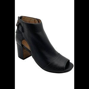 Gentle Souls Women's Charlene Shootie Ankle Boot Black - Medium